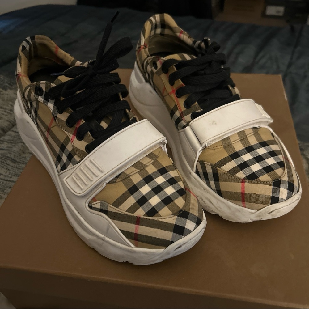 Burberry Regis men